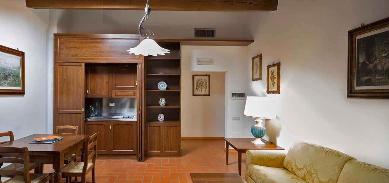 Palazzo La Fenice Massa Marittima Bagian luar foto